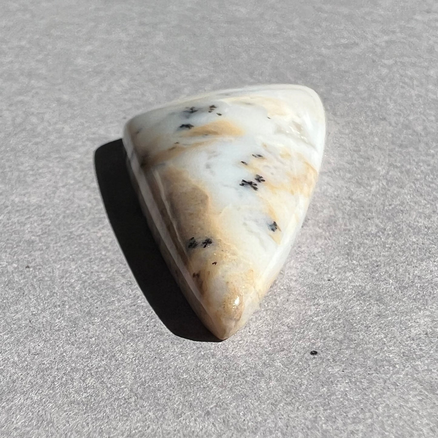 Sheep Creek Plume Agate Cabochon, 35.90 cts