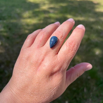 Copper Slag (blue), 8.24 cts.