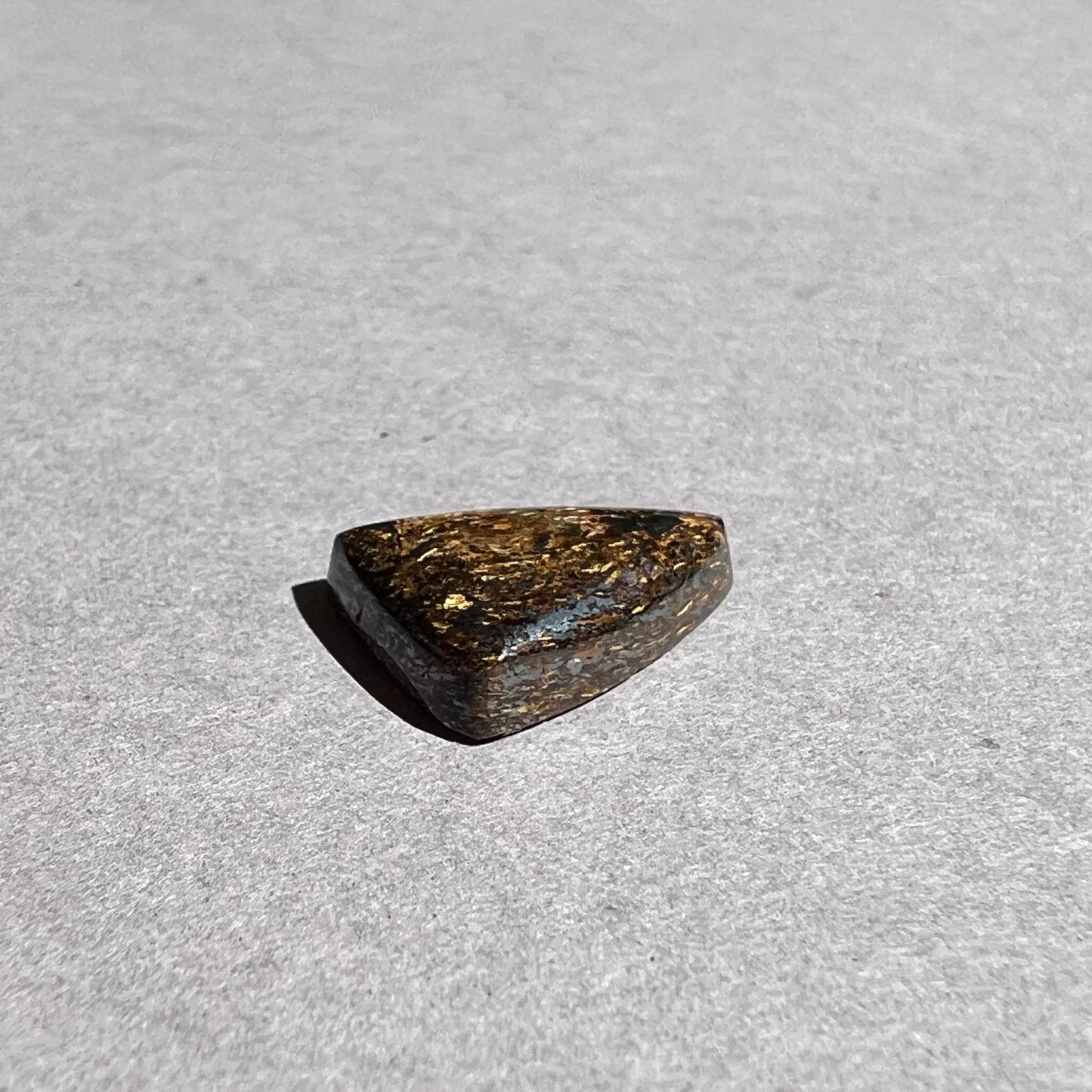 Bronzite, 8.09 cts