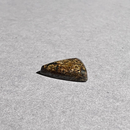 Bronzite, 8.09 cts