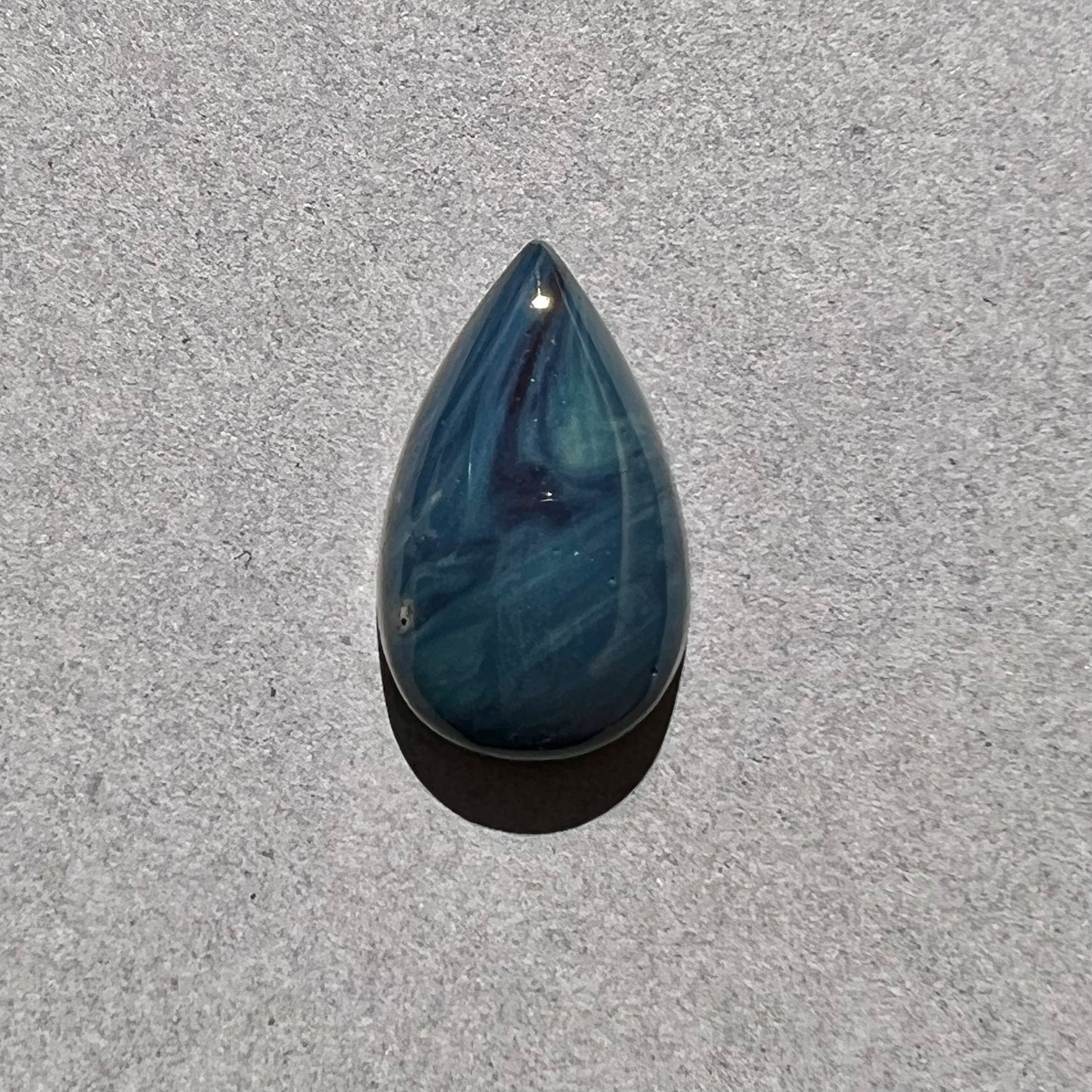 Copper Slag (blue), 8.24 cts.