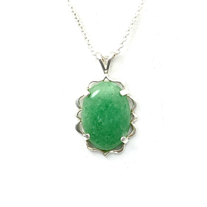 Aventurine Quartz Scalloped Edge Pendant