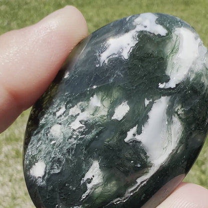 Moss Agate Oval Cabochon, 126.30 cts