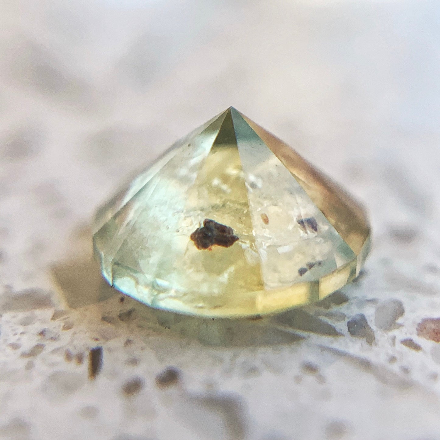 Pale Yellow Fancy Sapphire, 0.85 cts | Montana Sapphire